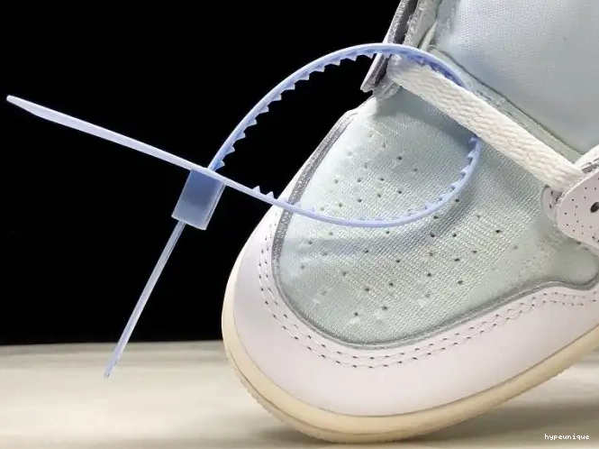 HYPE Retro 1 White Jordan High AQ0818-100 Off-White Air 0613